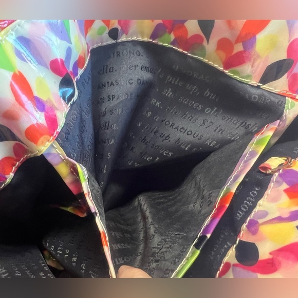 Kate Spade | ladies Daycation tote bag. - Picture 11 of 16
